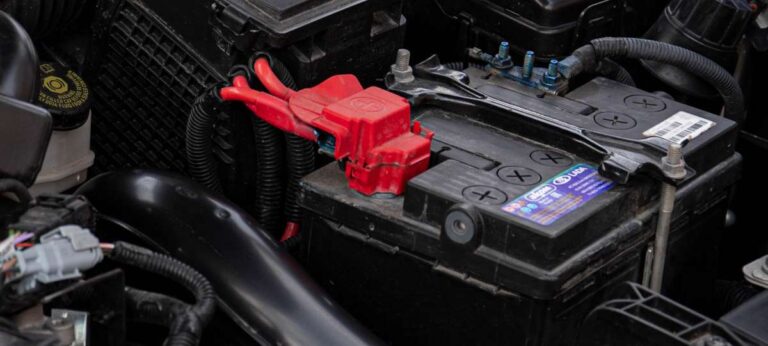 7 objawów słabego akumulatora, których nie wolno ignorować